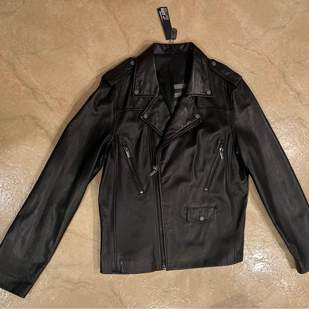 Leather jacket men’s genuine like new